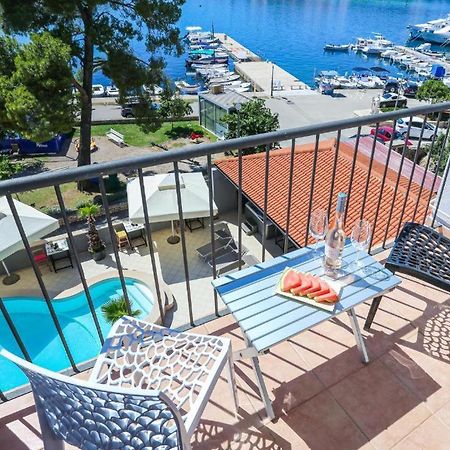 Hotel Lumbarda Dış mekan fotoğraf