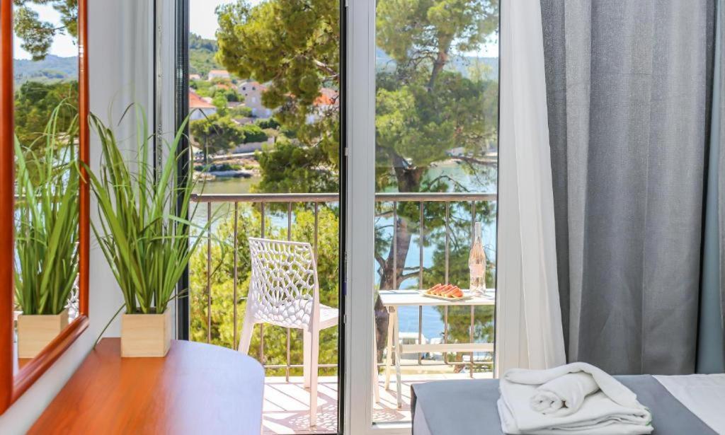 Hotel Lumbarda Dış mekan fotoğraf