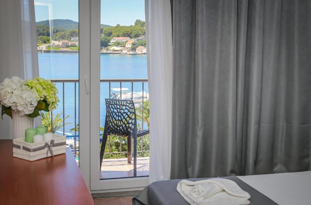 Hotel Lumbarda Dış mekan fotoğraf