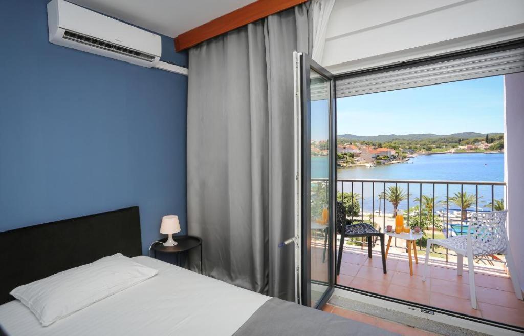 Hotel Lumbarda Dış mekan fotoğraf