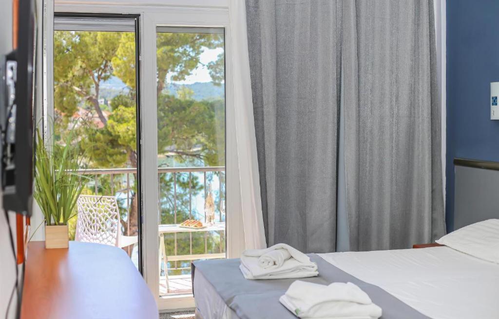 Hotel Lumbarda Dış mekan fotoğraf